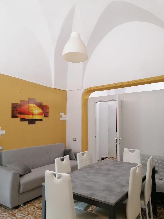 Appartamento A 10 Min A Piedi Dal Centro Storico Lecce Exteriör bild
